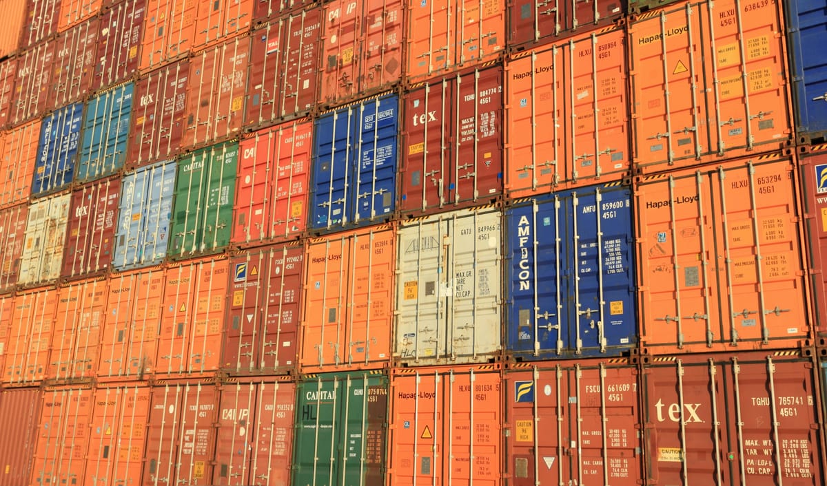 Let's talk about the dev mystery box: docker, that I hate
